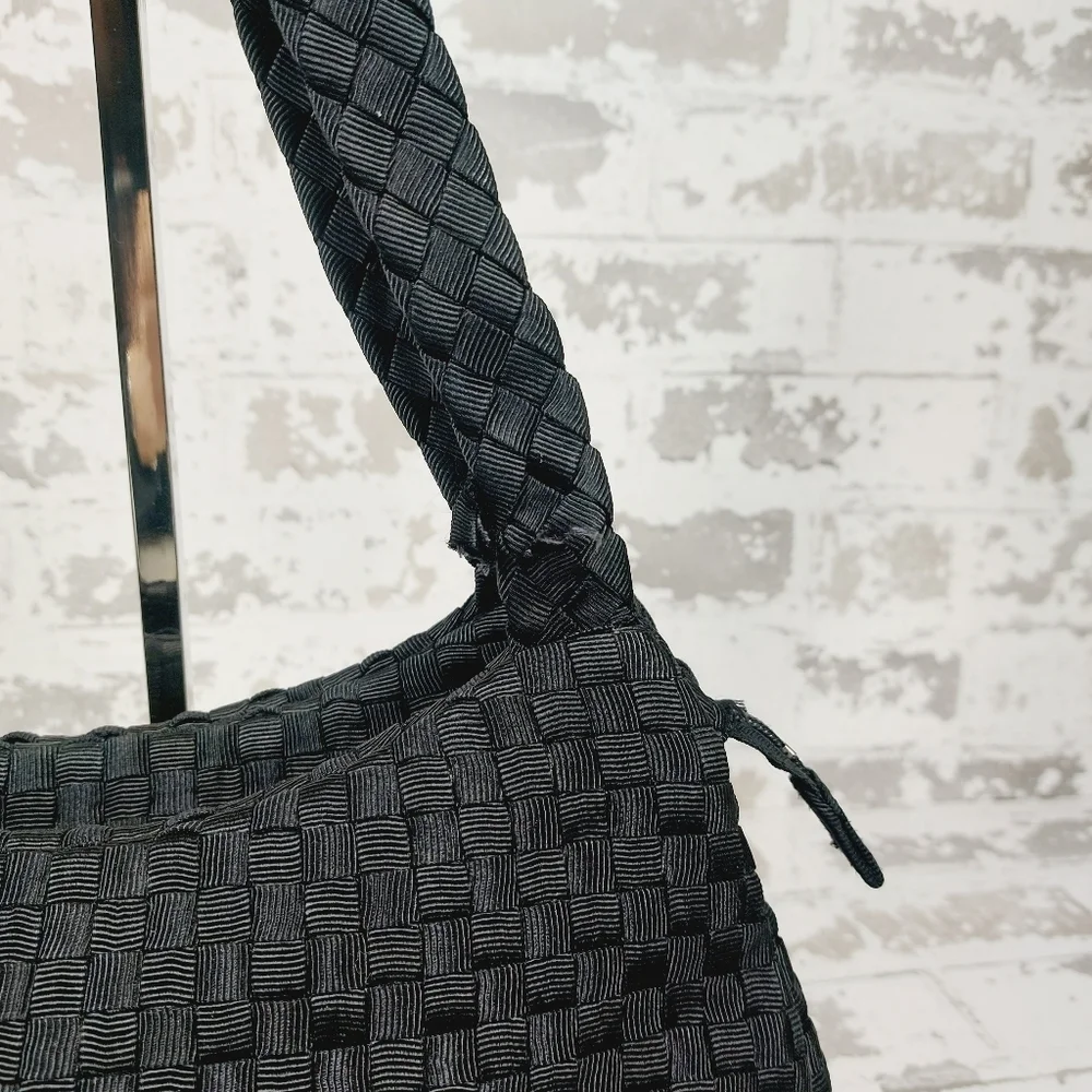 The SAK Baguette Purse Bag Black Crochet Woven Handbag Shoulder Bag 1014 - Picture 6 of 15